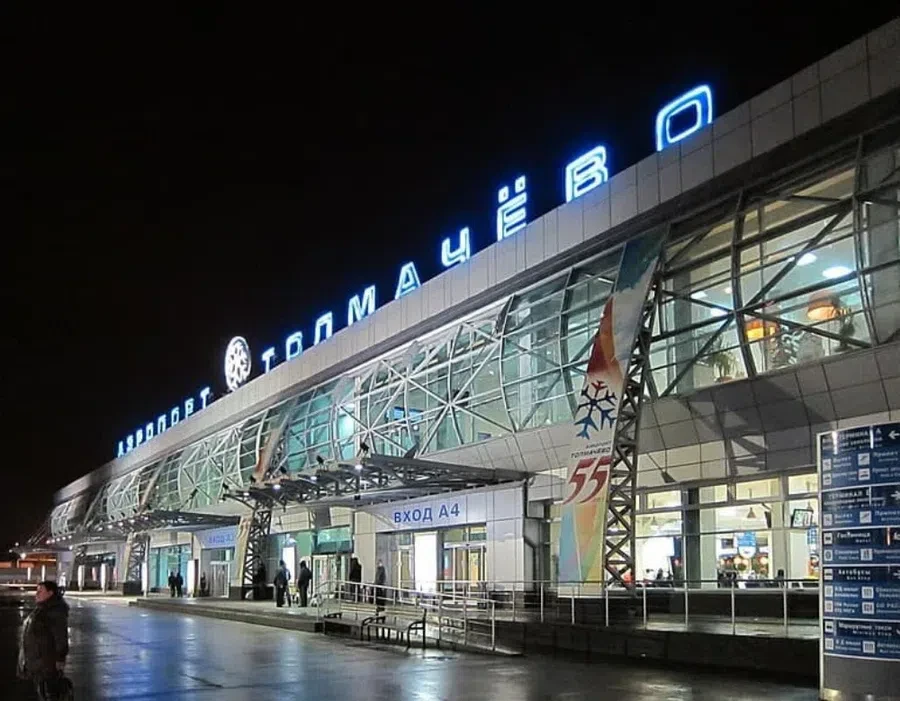 Дебошира сняли с самолета рейса Магадан-Новосибирска. Штраф может достичь 500 тыс. рублей