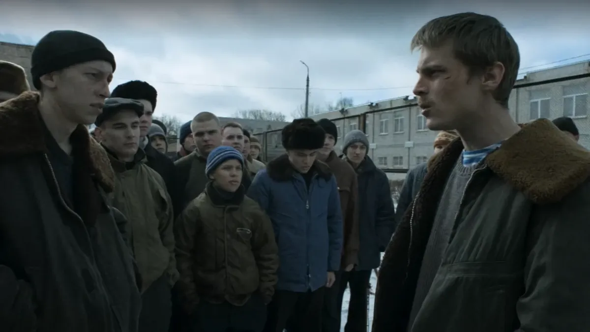 Сериал «Слово пацана» захватил внимание миллионов россиян. Фото: кадр из видео wink.ru