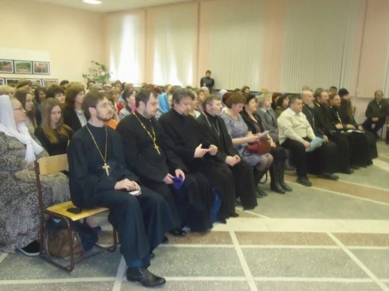 Священники Искитимской епархии участвовали в Рождественских чтениях