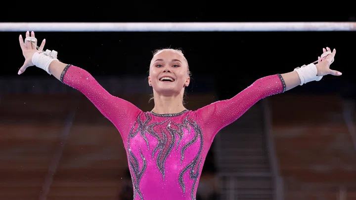Российская гимнастка Ангелина Мельникова завоевала бронзовую медаль в личном многоборье на Олимпиаде в Токио