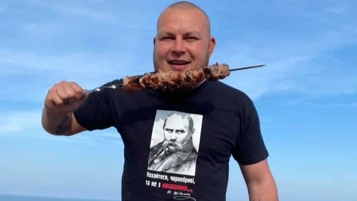 «Я не считаю сгоревших там людьми»: Одесский нацист Демьян Ганул готовил шашлыки «из человечины» на фоне пожара в Доме профсоюзов