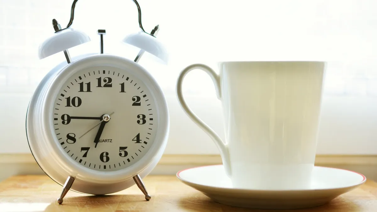 Оставим будильник рабочим дням. Фото: pixabay.com