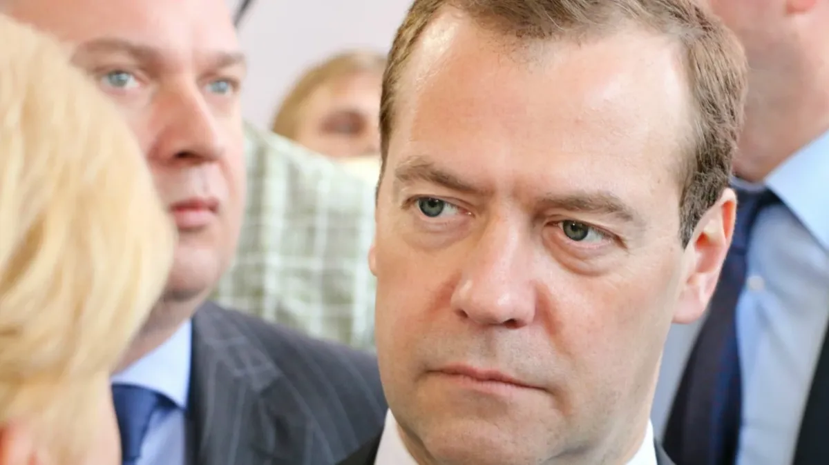 Дмитрий Медведев заявил, что с начала спецоперации в Донбассе на свет полезли «термоядерные дегенераты»