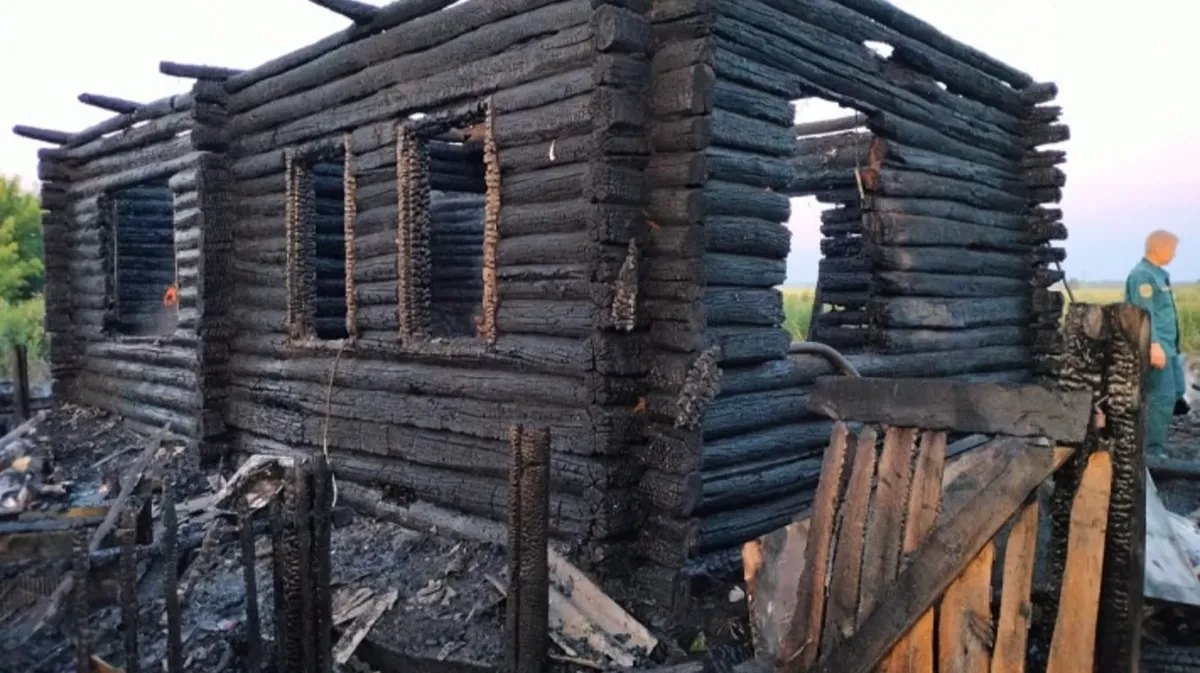 71-летние супруги погибли при пожаре в Новосибирской области