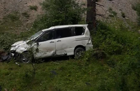 Четыре человека попали в больницу после ДТП