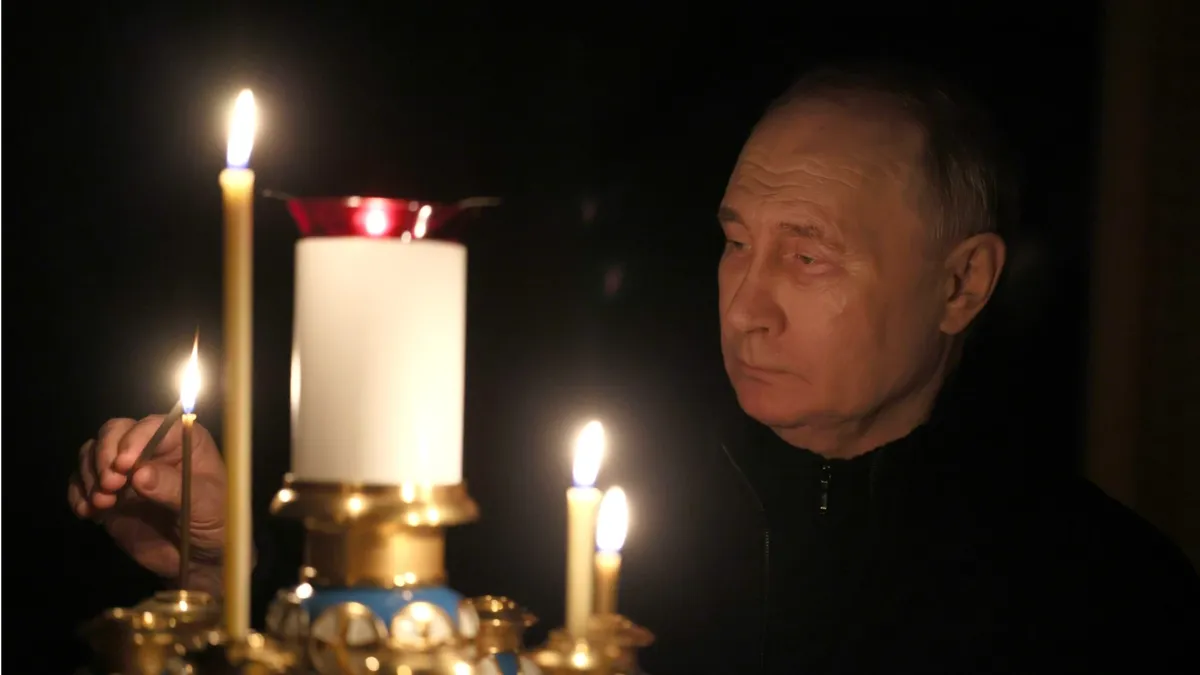 Владимир Путин почтил память погибших в результате теракта в «Крокус Сити Холле». Фото: Кремлин.ру