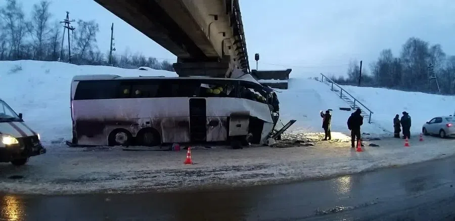 В ДТП с пассажирским автобусом погибли 5 человек под Рязанью: Водитель мог уснуть за рулем