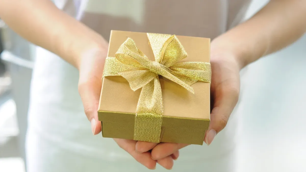 Как сэкономить на подарках на Новый год: 10 важных советов к Году Кролика 