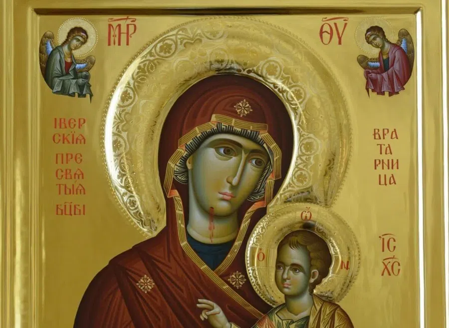 Иверская икона Божией Матери: все даты празднования. Где правильно поставить образ и как помолиться