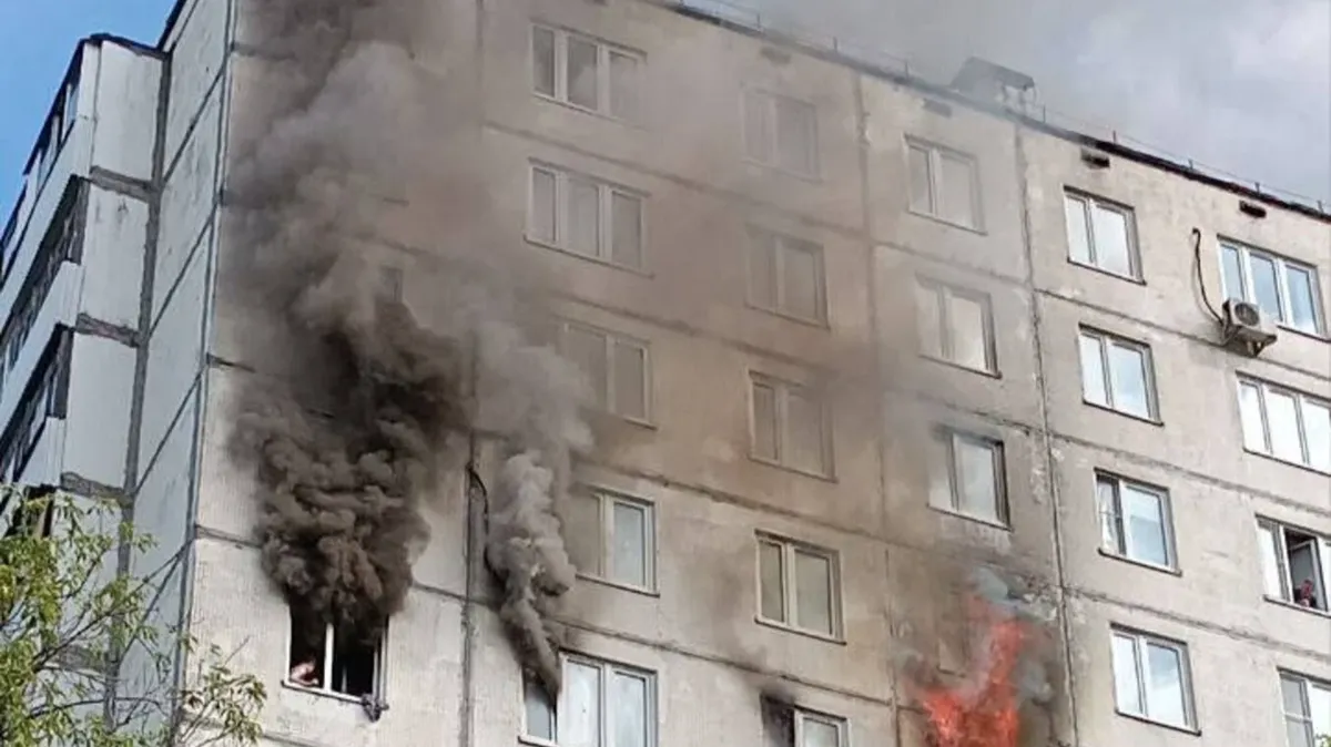 Пожар на Дмитровском шоссе в Москве: девять человек удалось спасти