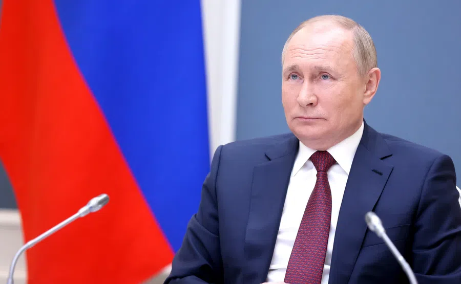 Путин поручил обеспечить оплату «Пушкинской картой» сеансов отечественных кинофильмов