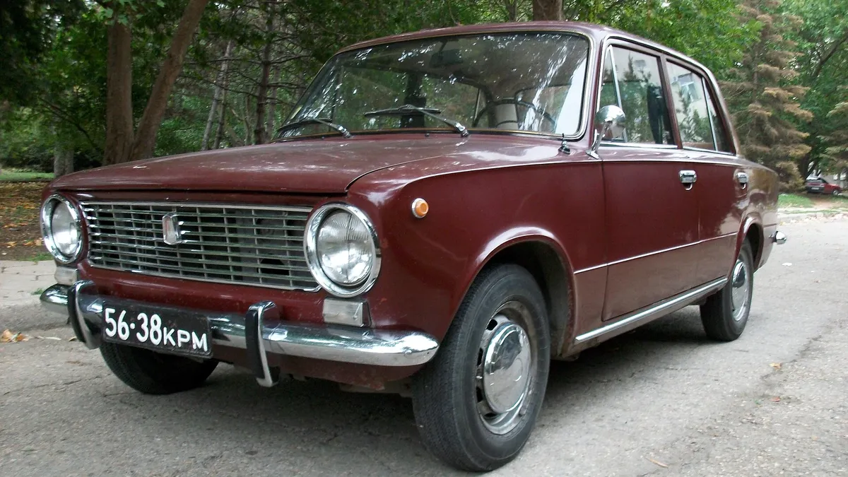 В 1970 начат выпуск автомобилей «ВАЗ-2101» – «Жигули». Фото: Alexander Porubin/commons.wikimedia.org