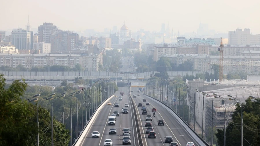 Дым и туман в Москве начнет рассеиваться к понедельнику
