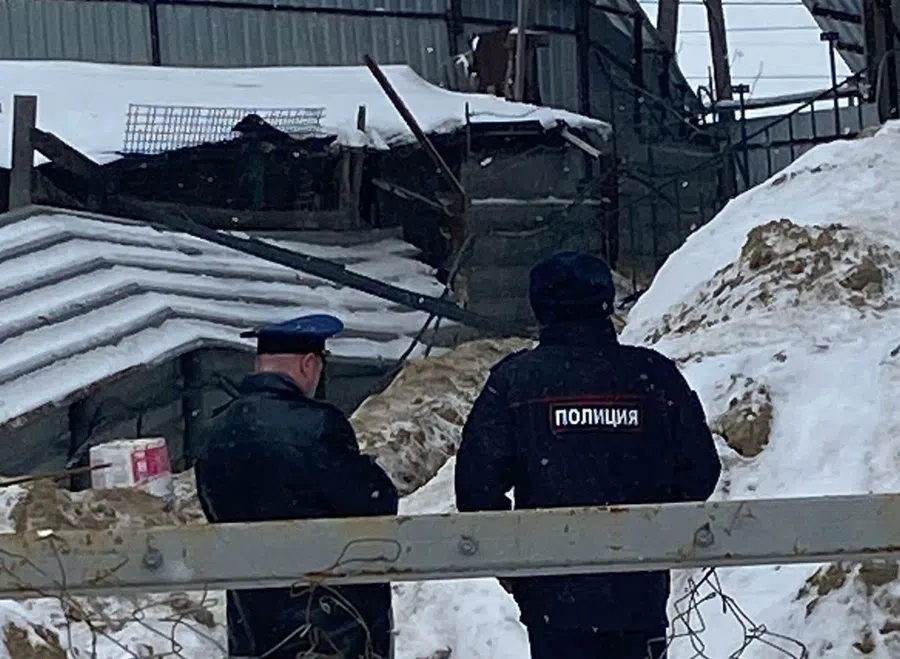 В Новосибирске следователи возбудили уголовное дело по факту падения люльки с рабочими на стройке