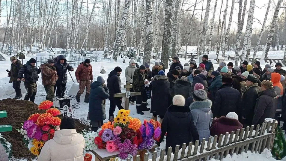 Под Новосибирском похоронили завербованного из колонии бойца ЧВК «Вагенер» Юрия Блинова