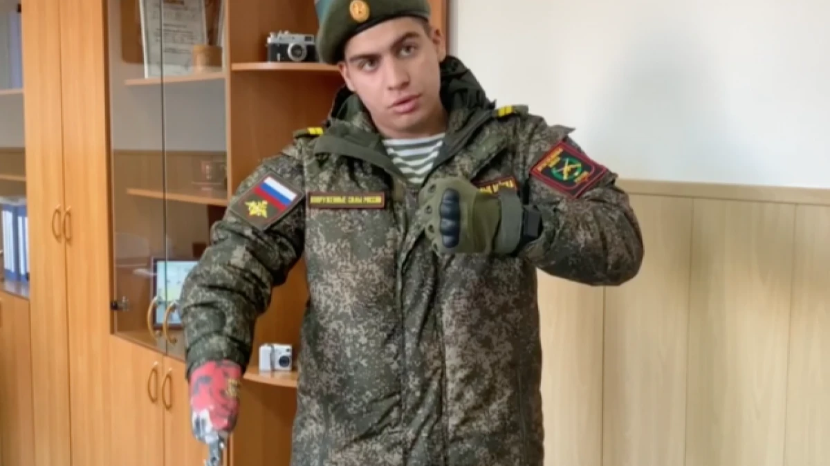 «Я видел фашизм своими глазами»: Солдат из Болотнинского района Новосибирской области остался без руки на фронте, но защитил товарища