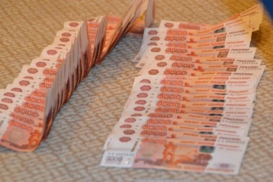 Задержанные признались, что жили на деньги, полученные от продажи наркотиков Задержанные признались, что жили на деньги, полученные от продажи наркотиков