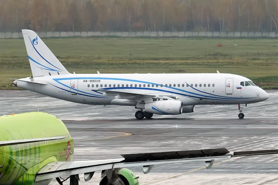 Впервые в истории на Авито выставили на продажу самолет Sukhoi SuperJet-100