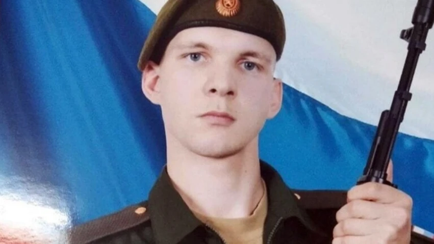В Новосибирской области простились с 22-летним снайпером, погибшим на Украине. Кирилла Куринного наградили Орденом Мужества посмертно
