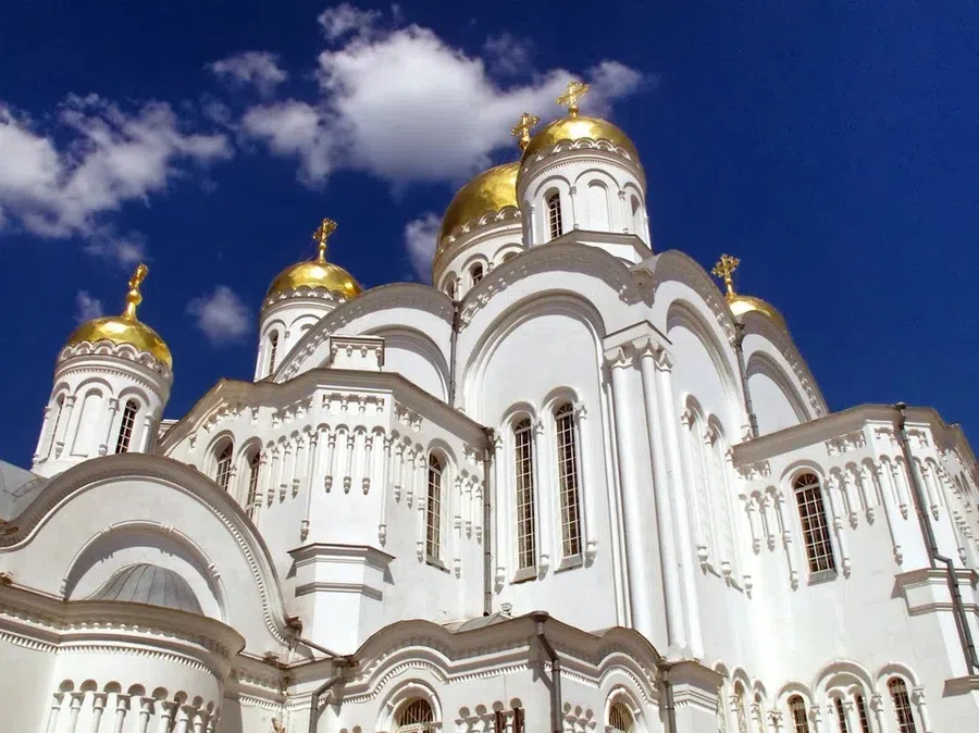 9 декабря православные граждане отмечают годовщину освящения Георгиевского храма в Киеве.