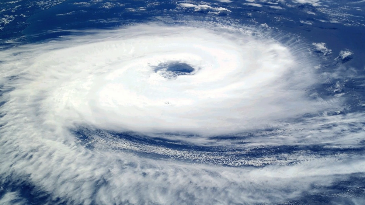 Китайский тайфун «Чаба» добрался до Дальнего Востока: какие России регионы зальют сильнейшие ливни – прогноз погоды до 20 июля 2022 года по Сибири и Востоку страны 