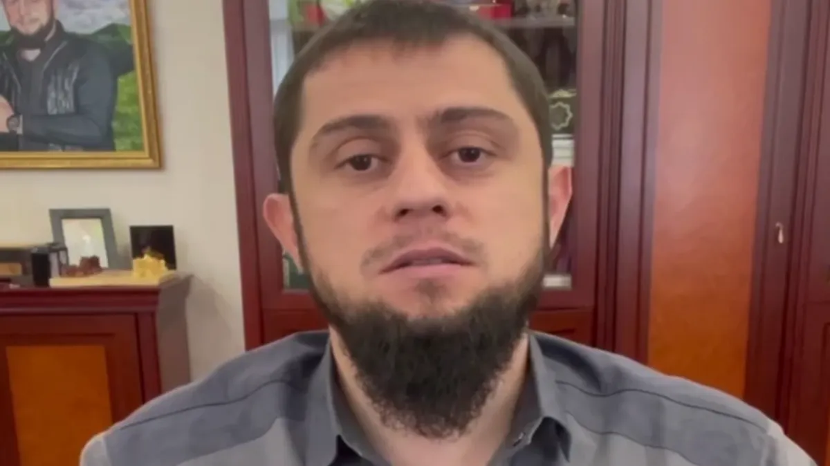 Дудаев заявил, что Адам Кадыров действительно избил в СИЗО Никиту Журавеля, поджегшего Коран