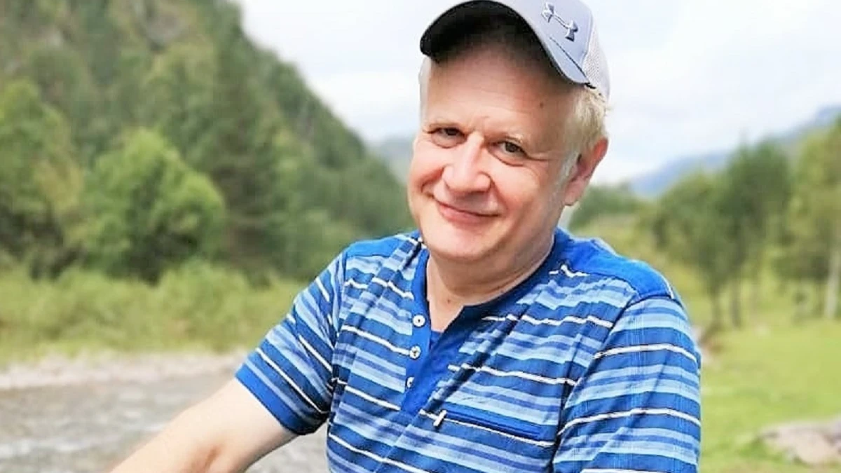 Скончавшегося ученого Дмитрия Колкера, которого отправили в московское СИЗО с четвертой стадией рака за подозрение в госизмене, похоронят в Новосибирске