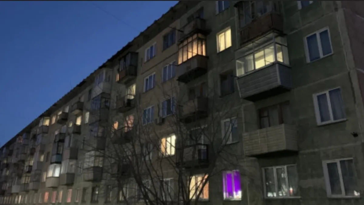 «В холодильнике теплее, чем в квартире»: Жители Искитима обратились к Путину из-за отсутствия отопления. Власти заверяют - осталось подать тепло в 7 домов Южного микрорайона