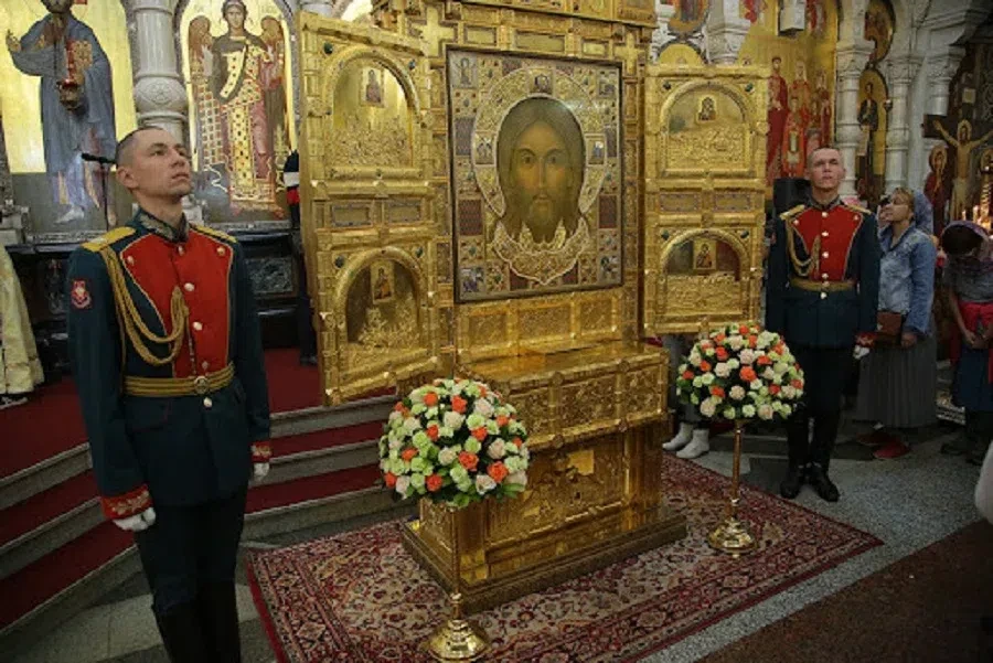 храм
