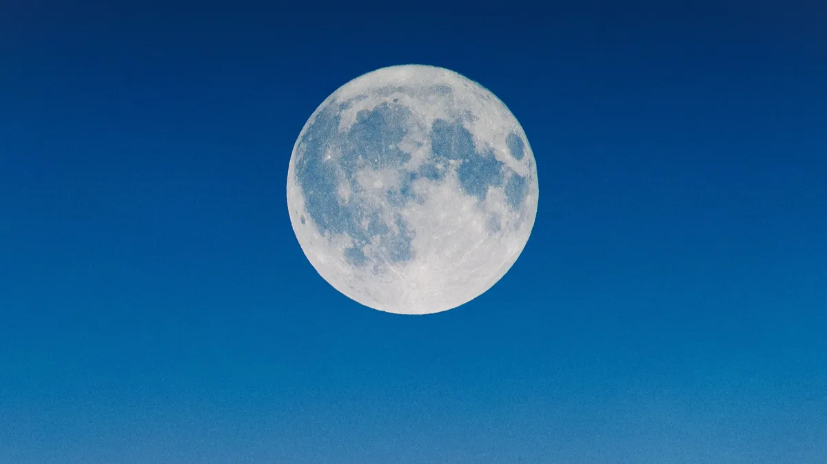 Как правильно загадать желание в Новолуние в Тельце 19 мая 2023 года, чтобы все сбылось в последнее рождение весенней луны