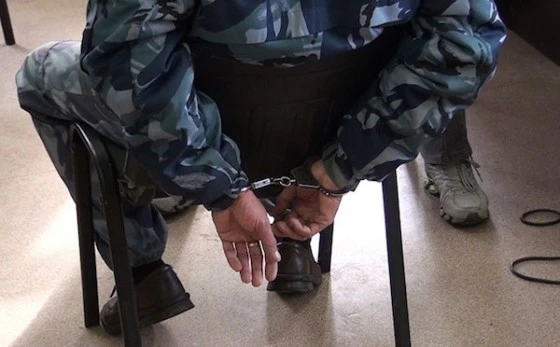 Сотрудников полиции задуржали