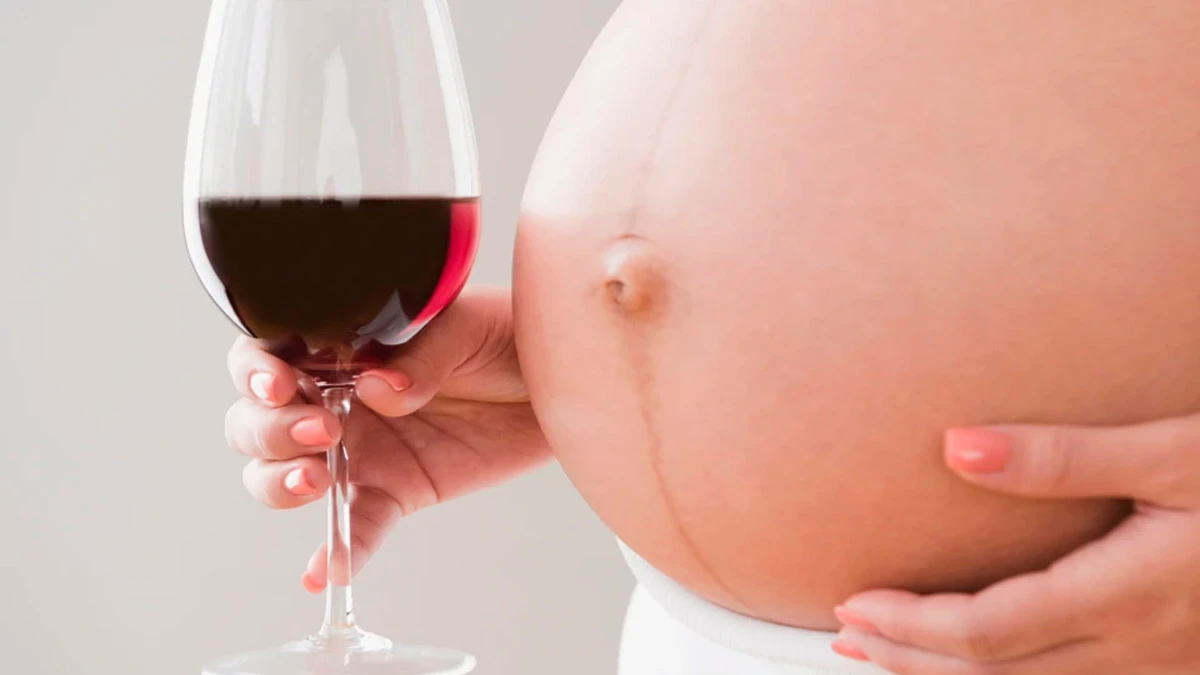 Бокал вина во время беременности: есть ли безопасная доза алкоголя и какие могут быть последствия для ребенка