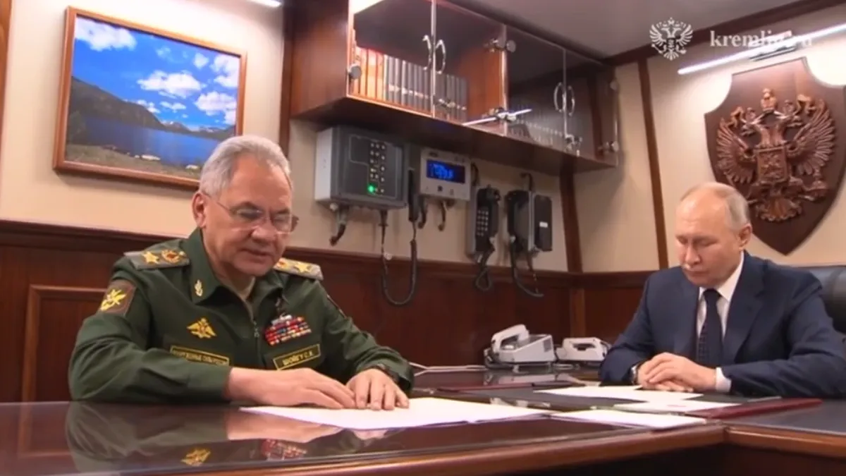 Шойгу доложил Путину о «взломе» укрепрайона в Марьинке – видео