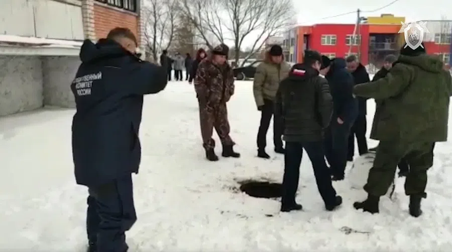 В Тверской области нашли живым пропавшего семилетнего мальчика: Провалился в канализацию и провел там сутки