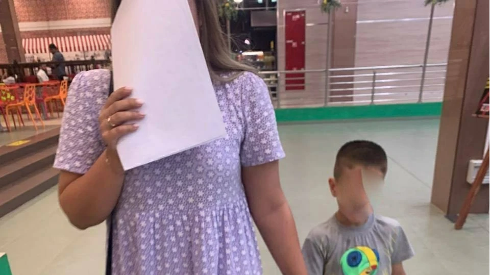 В Екатеринбурге мать продала 7-летнего сына за 300 тысяч рублей. Второй муж был против дитя от другого брака