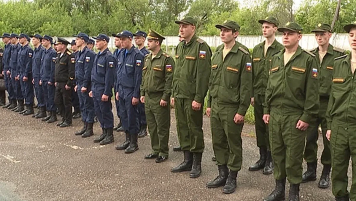 Путин подписал Указ об осеннем призыве -2023: кто должен явиться в военкомат в течение двух недель - в армию отправятся 130 тысяч срочников