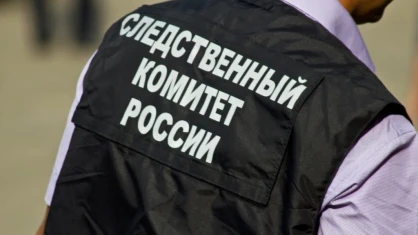 В Москве четверо мужчин измывались над прохожим: избили, ограбили и надругались над ним