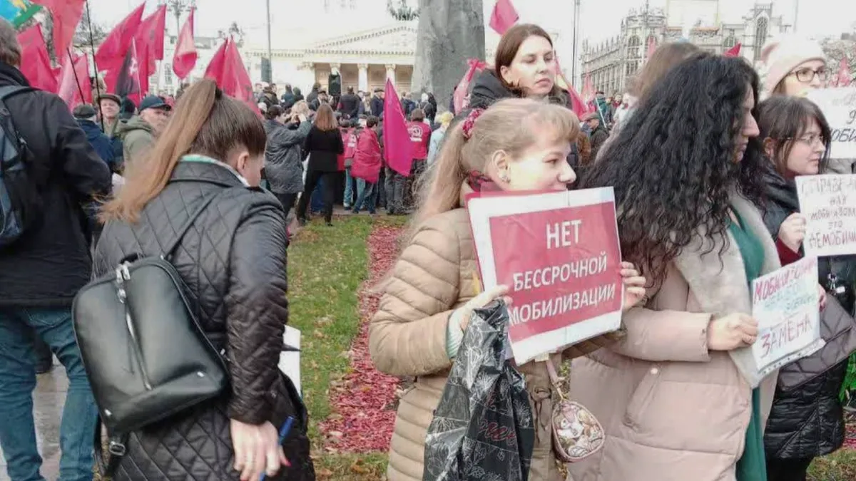 В Новосибирске власть согласовала митинг родственников мобилизованных 19 ноября в виде «собрания» 