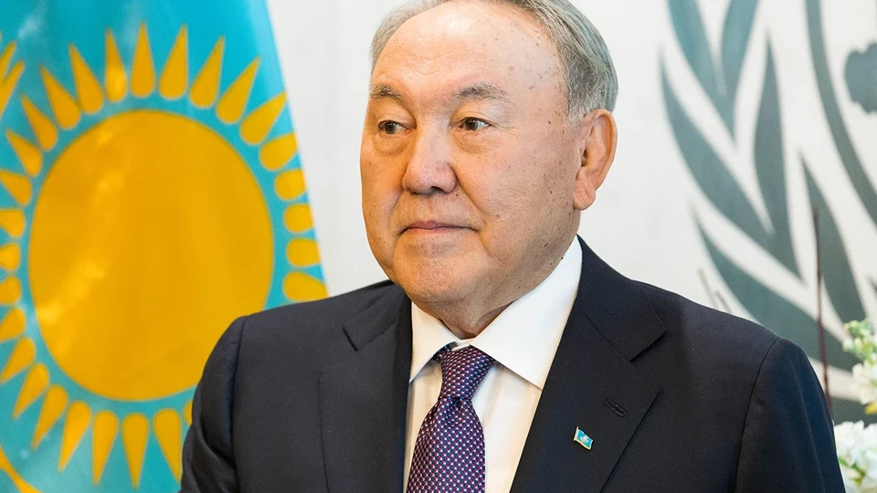 В Казахстане планируют отменить все привилегии Назарбаева