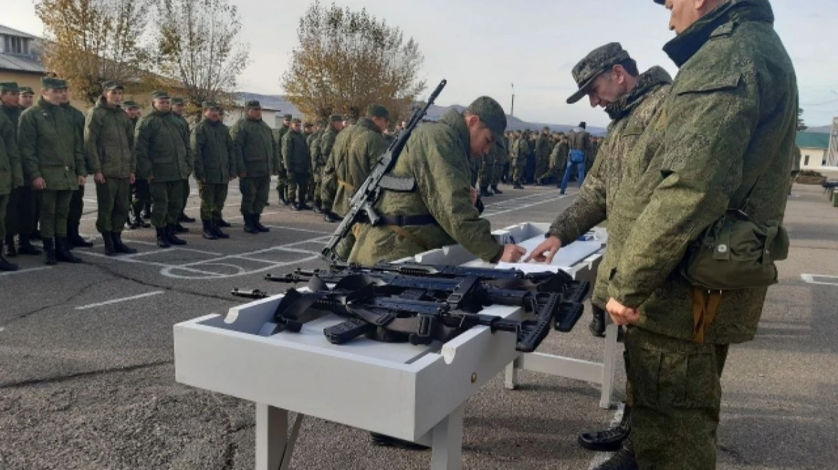В Новосибирском высшем военном командном училище умер во сне один из мобилизованных сибиряков