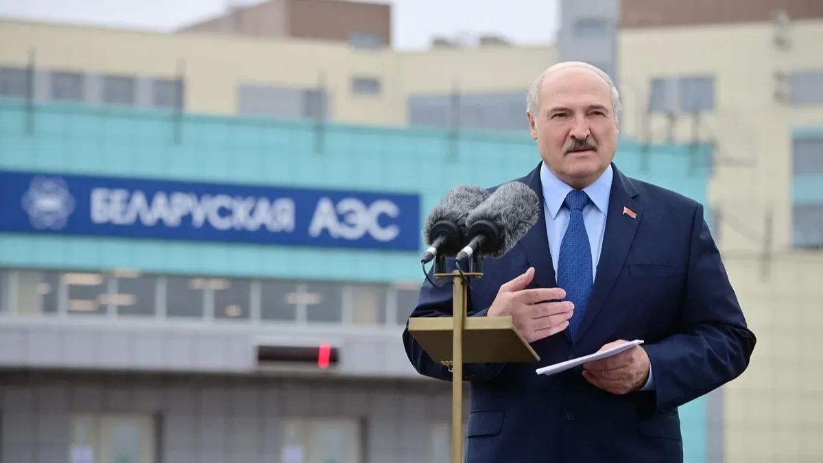 В Беларуси будут лишать гражданства за участие в экстремистской деятельности  — Лукашенко  
