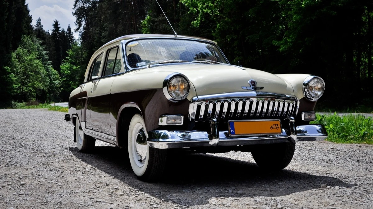 В 1956 выпущен первый серийный автомобиль Газ-М21 «Волга». Фото: pxhere.com