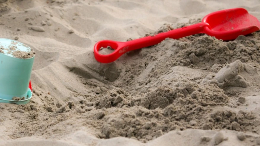 В Бурятии 6-летнего ребенка насмерть засыпало песком на глазах у сверстников