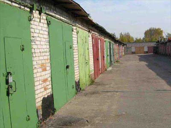 Гаражи
