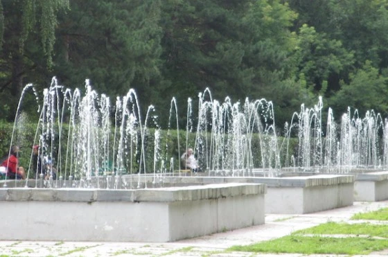 Центральный парк им. Коротеева. У фонтана