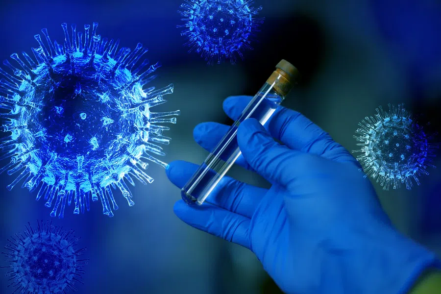 Ученые назвали главные симптомы нового штамма коронавируса омикрона. Полный список