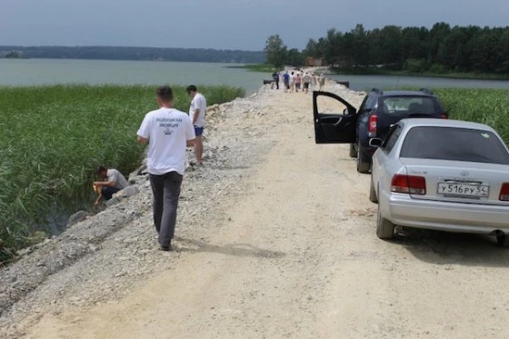 По поводу строительства дамбы гепрокуратура все еще судится 