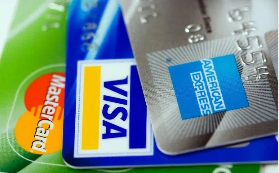 Платежная система Visa заблокировала доступ банкам, попавшим под санкции