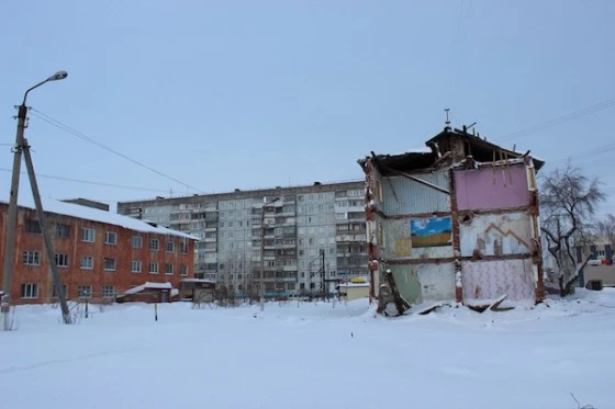 На месте аварийного барака появится школа
