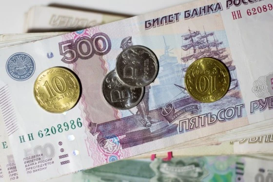 Руководитель организации сдержал своё слово, и смущённый должник уже через два дня сидел в кабинете судебного пристава-исполнителя, сжимая заветные квитанции с подтверждением полного погашения задолженности